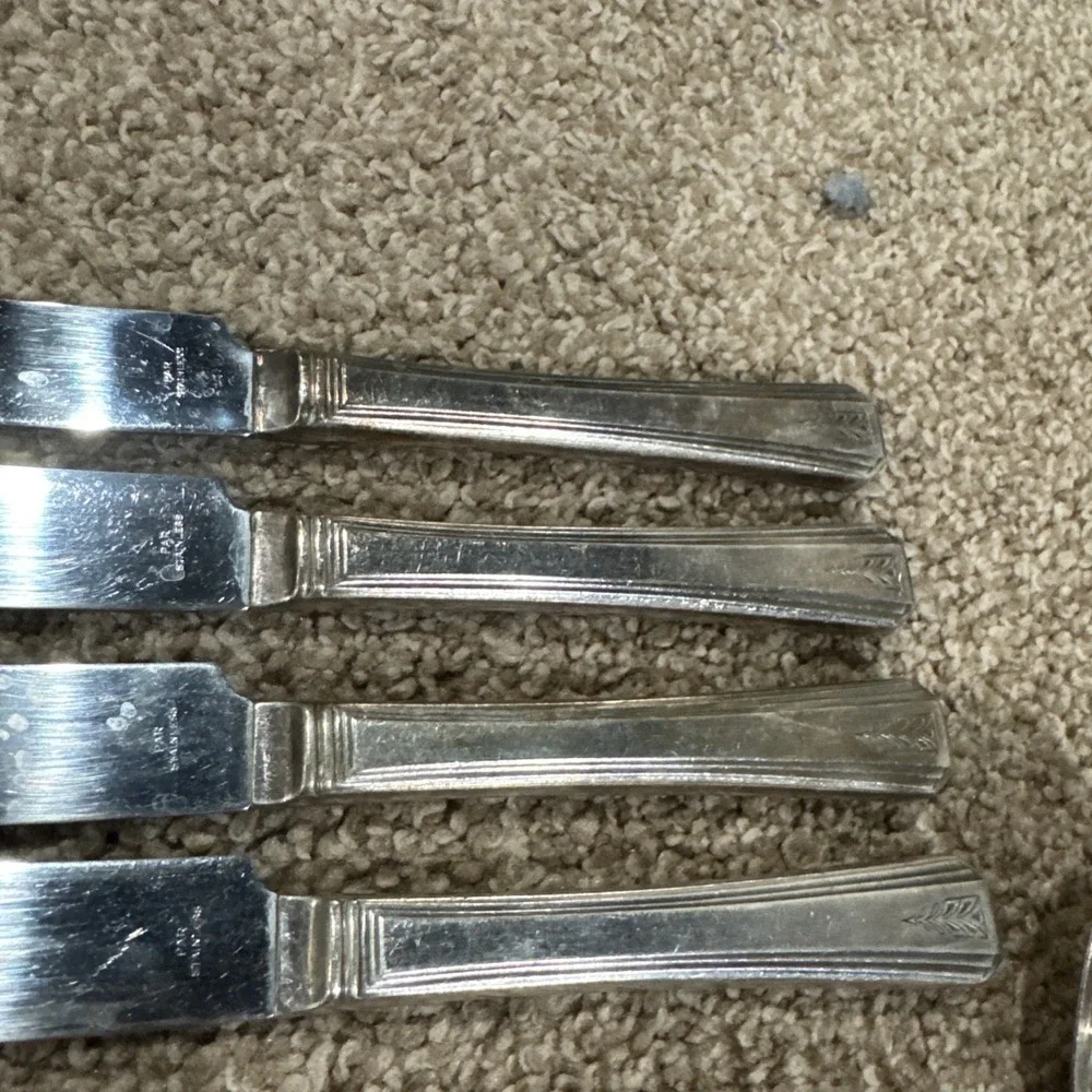 Oneida Community Clarion Par Plate Dinner Forks Knives Spoons 25 Pieces